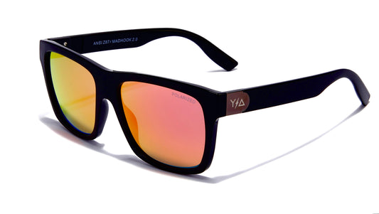 Z87 MADHOOK2.0 LR: PINK REVO POLARIZED, black frame and mirrored lenses, three-quarter view