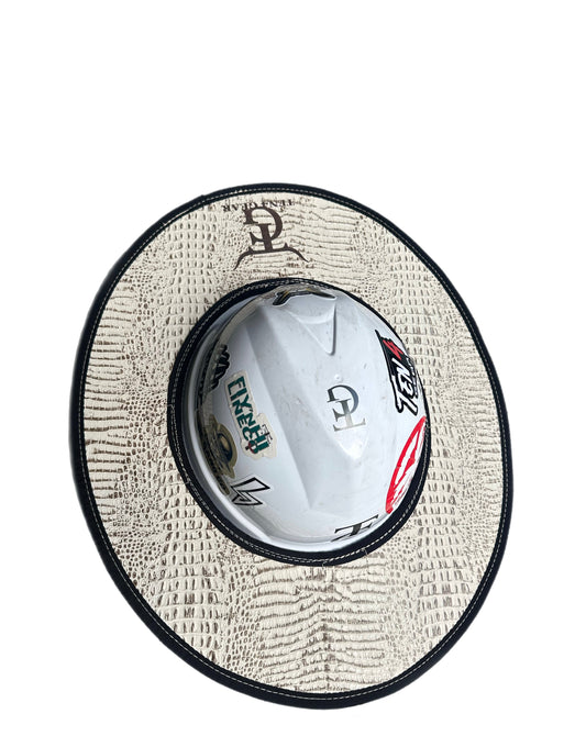 Low Country- Gator/Bone Sunshade Ten4 Gear
