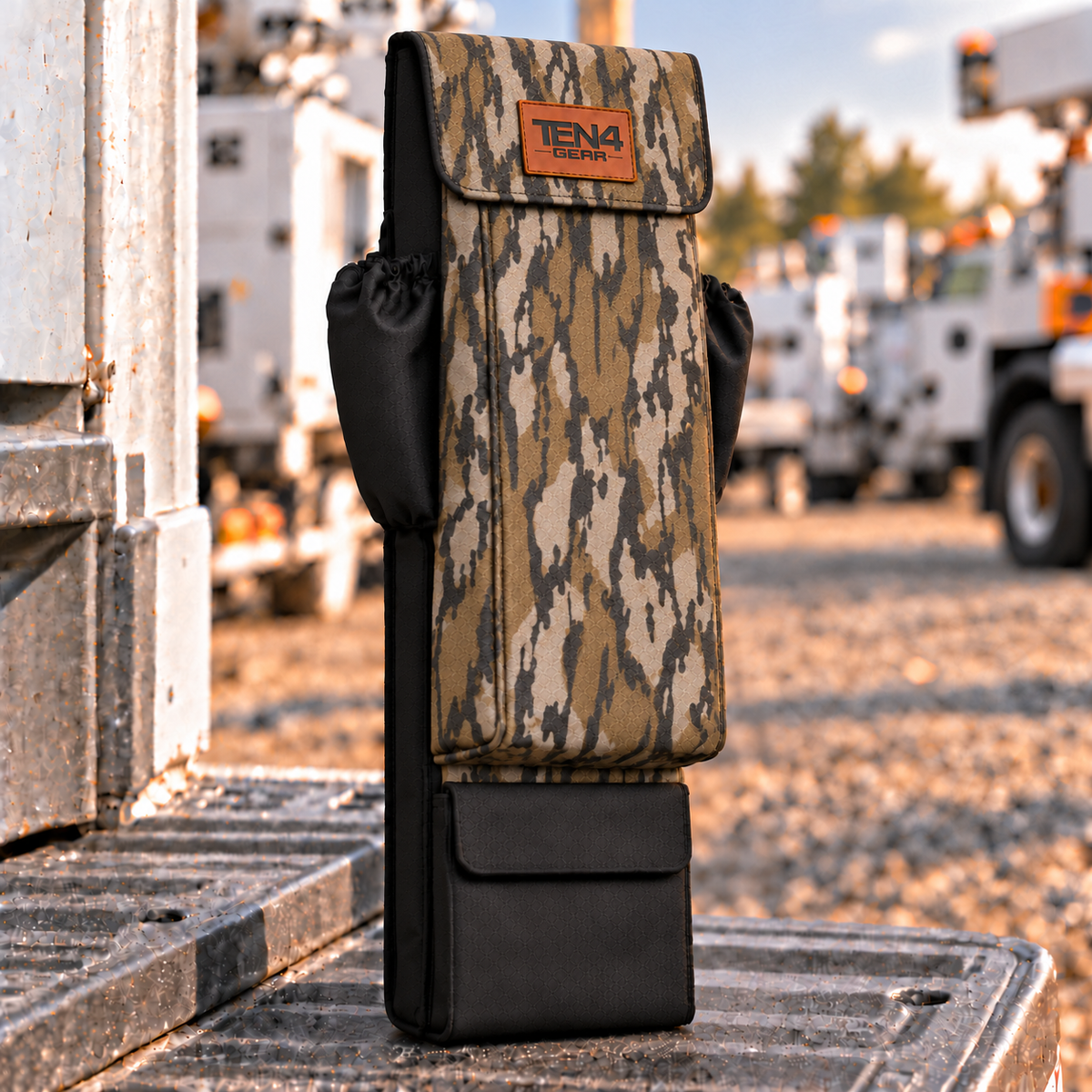 Bottomland Utility 29 inch flat Velcro flap with extra bottom pocket