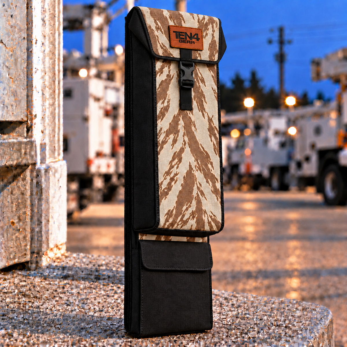 Desert Tiger Stripe Classic Glove & Sleeve Bag — 29 inch Buckled Formed Lid; extra bottom pocket; approved TEN4 GEAR patch