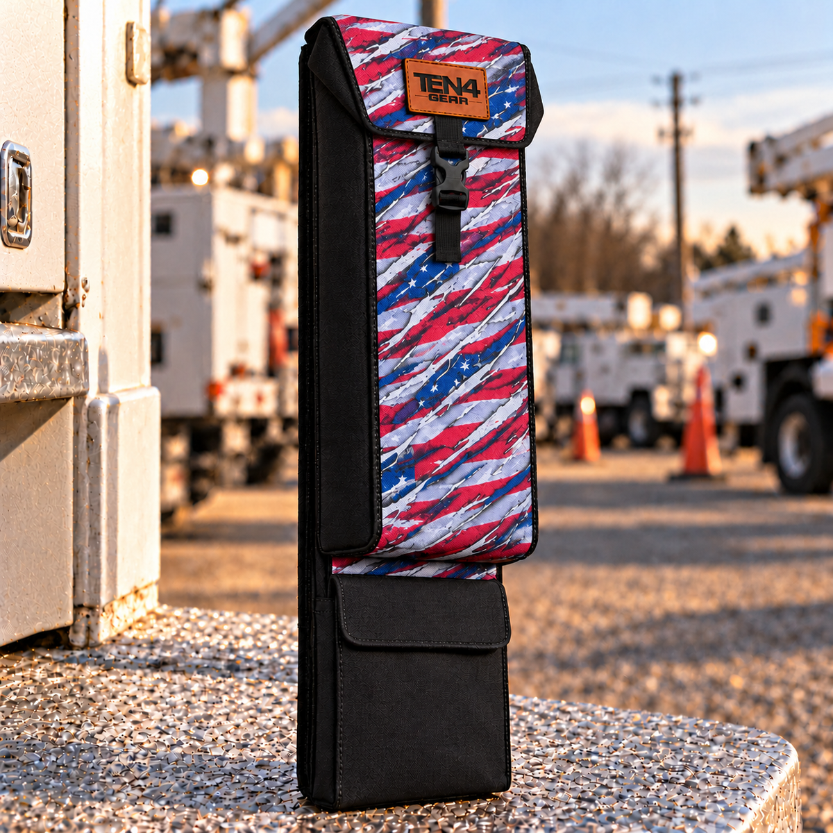 Patriot Classic Glove & Sleeve Bag — 29 inch Buckled Formed Lid; extra bottom pocket; approved TEN4 GEAR patch