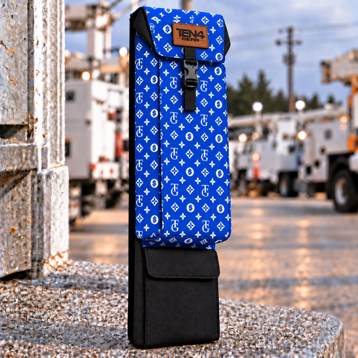 TG Royal Classic Glove & Sleeve Bag — 29 inch Buckled Formed Lid; extra bottom pocket; approved TEN4 GEAR patch