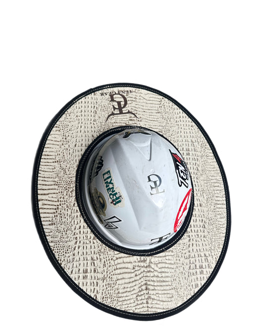 Low Country- Gator/Bone Sunshade