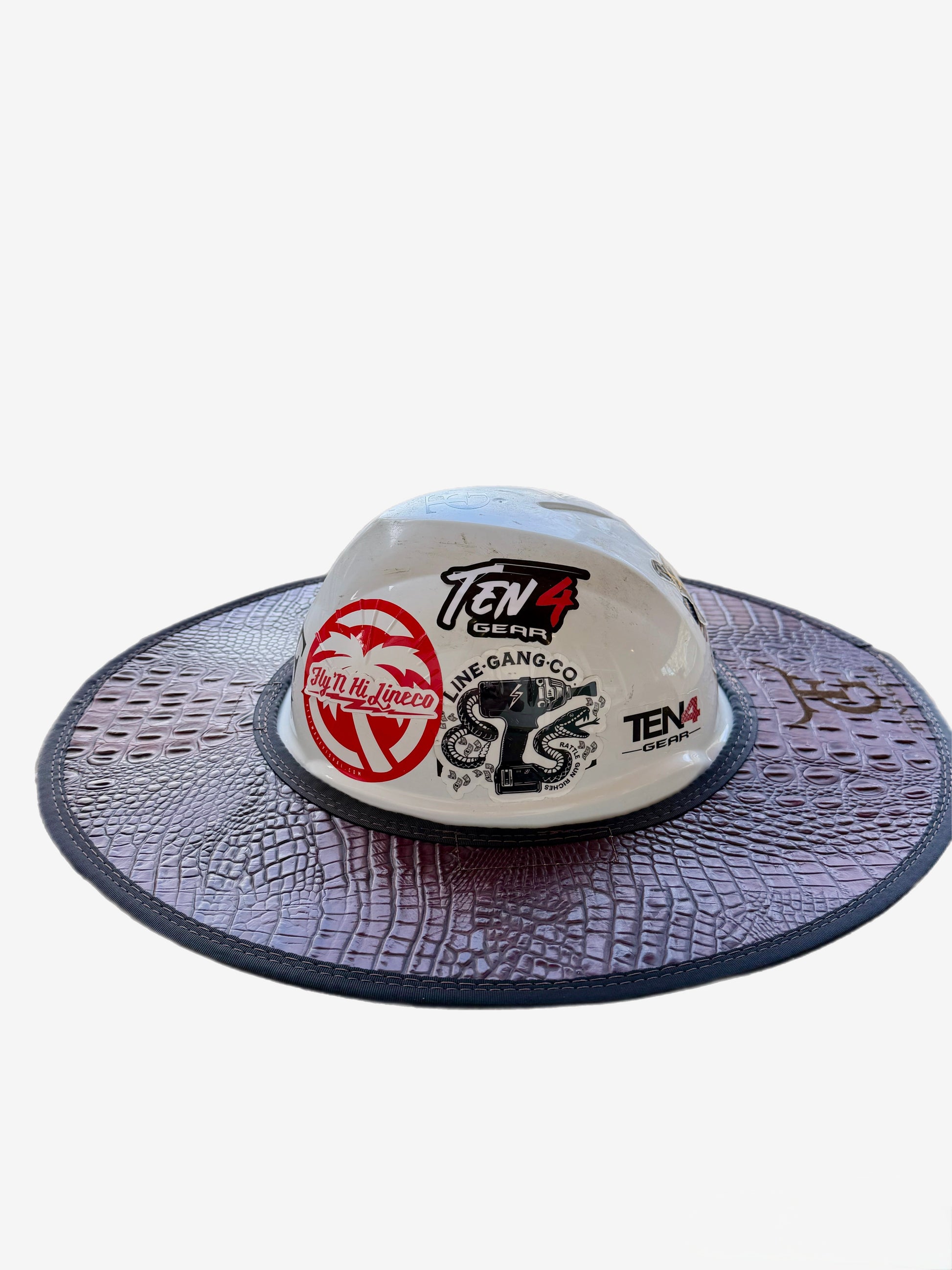 Low Country- The Blazing Saddle - Embossed Red Gator Sunshade Ten4 Gear