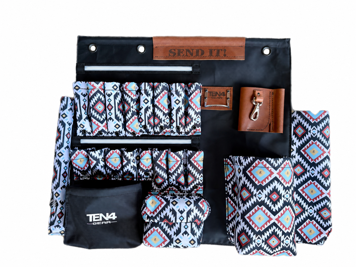 Tomahawk 32in TEN4 G Board with two integrated unlit LED strips and original woven-fabric pocket layout.