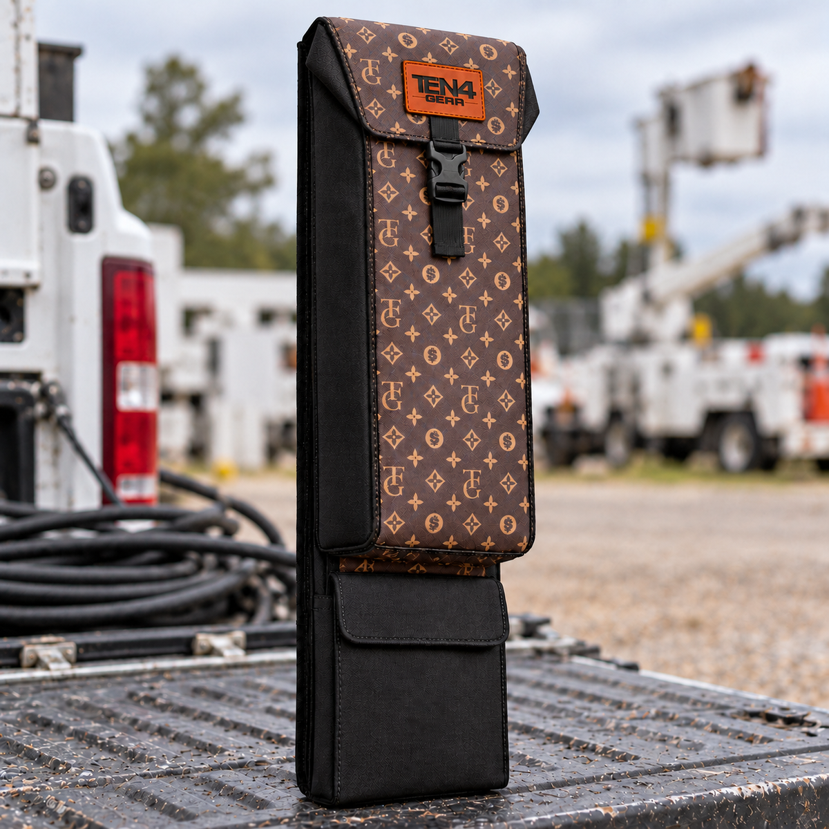 TG Brown Classic Glove & Sleeve Bag — 29 inch Buckled Formed Lid; extra bottom pocket; approved TEN4 GEAR patch