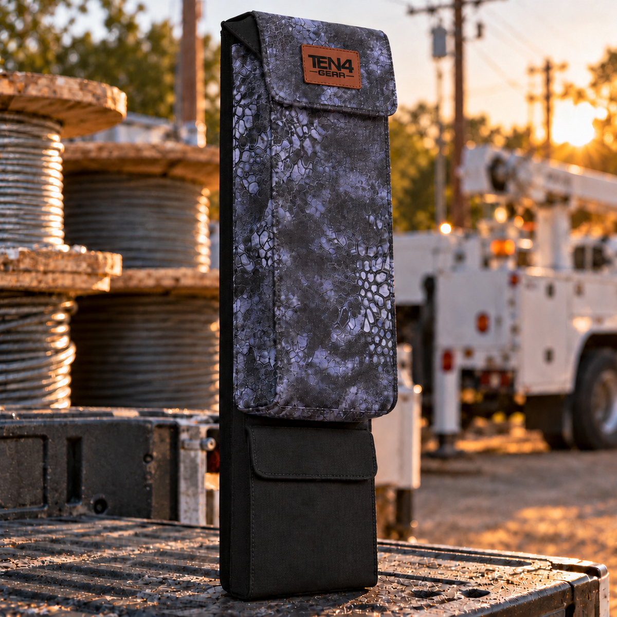 TEN4 Gear Typhon 29-inch Lineman bag with Velcro flap, black lid sides and matching body gussets